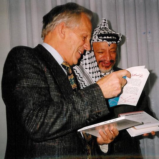 Anne en Arafat