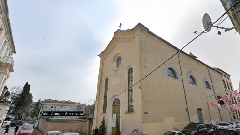 De Heilige Maria-kerk in Istanbul was doelwit van een aanslag