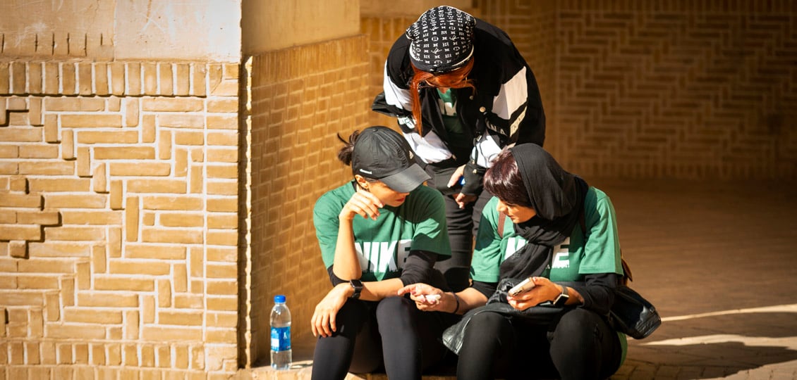 Iraanse vrouwen in gesprek