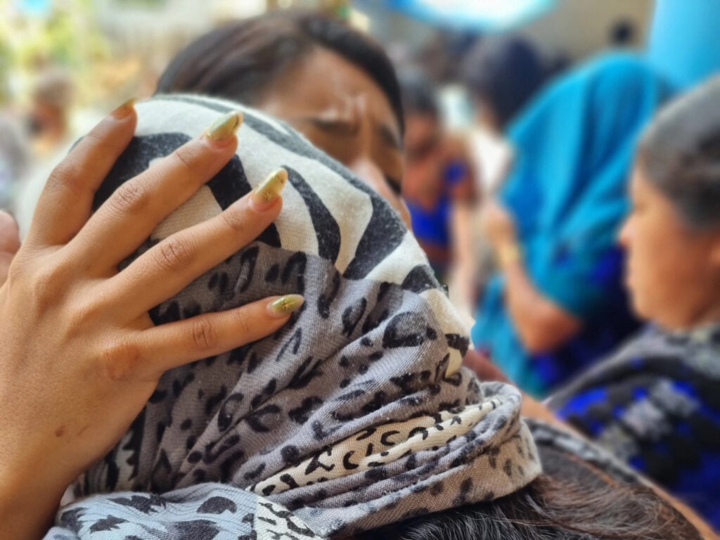 Klinisch psycholoog Clara* geeft traumazorg aan de verdreven christenen