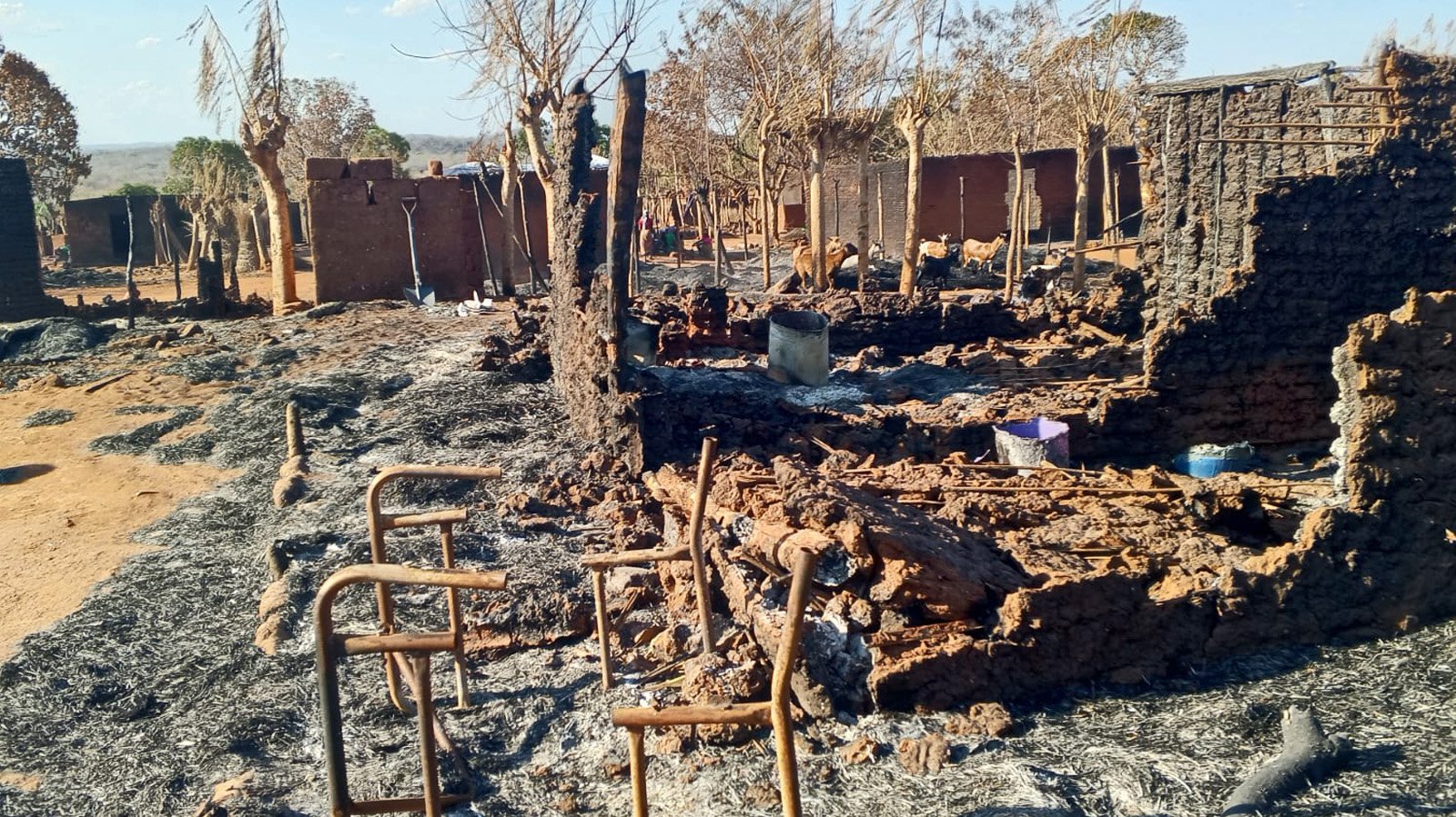 04 251023 MZ_Napala village attack houses burnt 2025_0027999