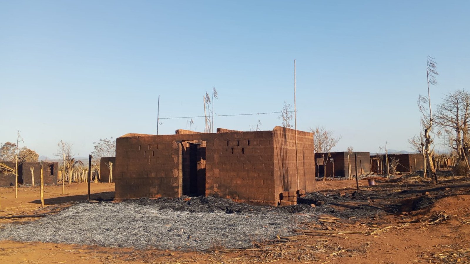 03 251023 MZ_Napala village houses attacked 2025_0028000